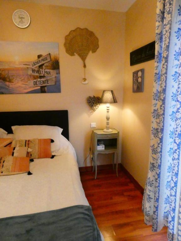 Chambre Le Mas D'Adelice Taulignan Kültér fotó